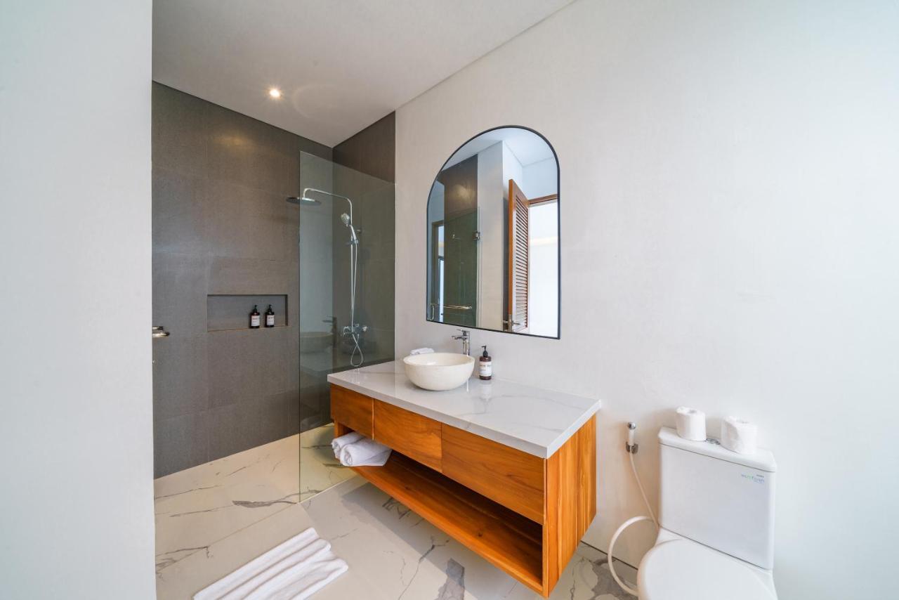 Villa Besso Padonan - Modern & Minimalist 2Br Villa In Canggu! Экстерьер фото